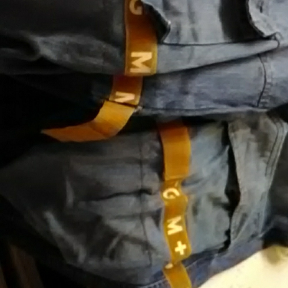Use pants - Picture 2 of 4